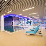 Apart-hotel Silver Mountain & 3*