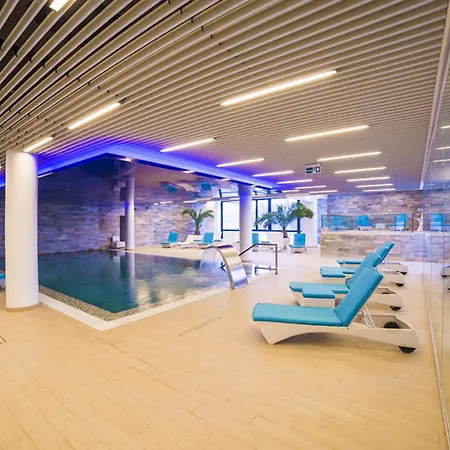 Apartmanhotel Silver Mountain & 3*