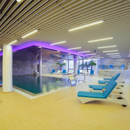 Apartmanhotel Silver Mountain & 3*